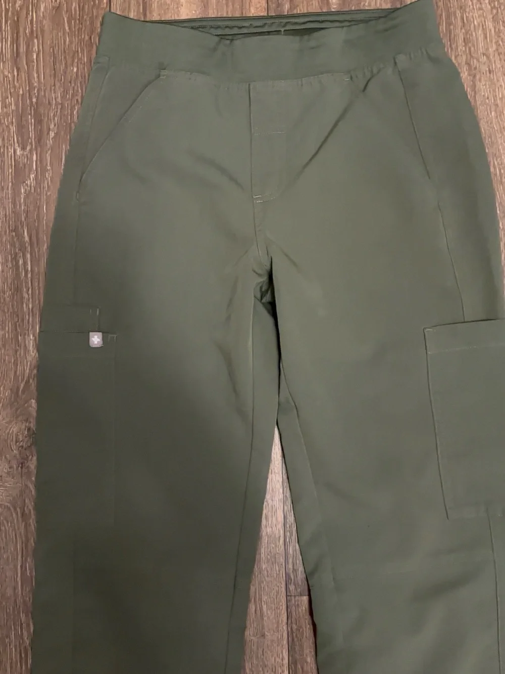 FIGS Axim Cargo Scrubs Sz.xs